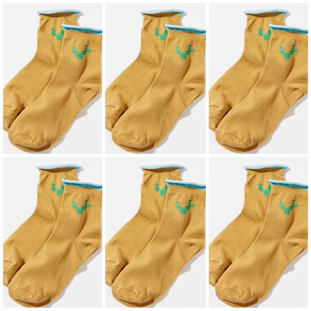 *FLASH SALE* 18 Pairs NWT Urban Outfitters Roll Up Crew Socks Set - Picture 10 of 11